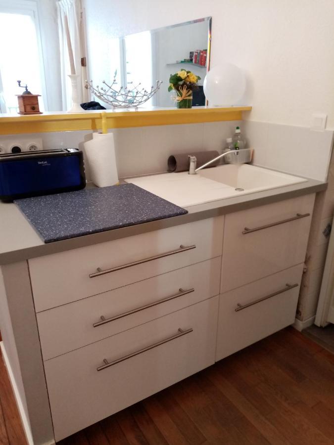 Agreable Appartement Dans Le Vieux Trouville Екстериор снимка